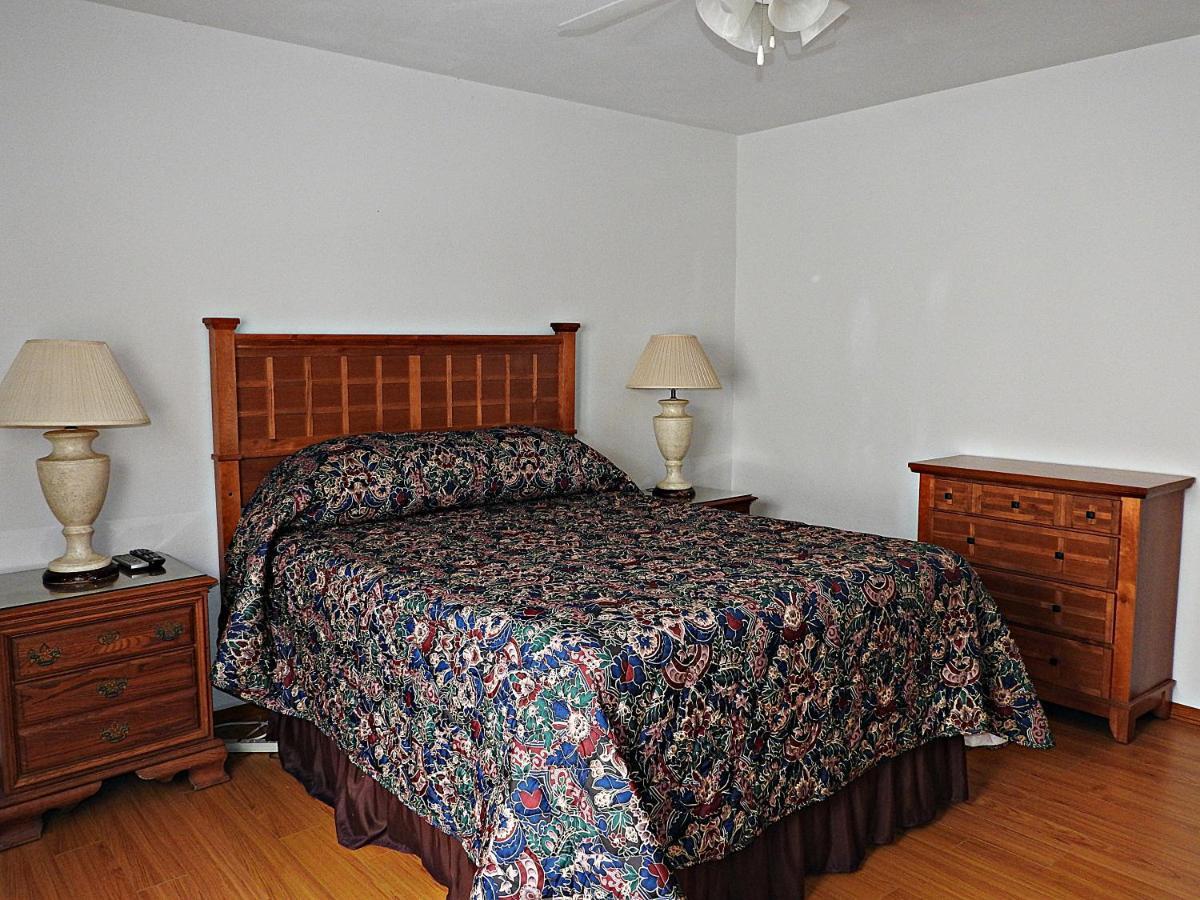 Windsong Guest Apartments Pembroke Exterior foto