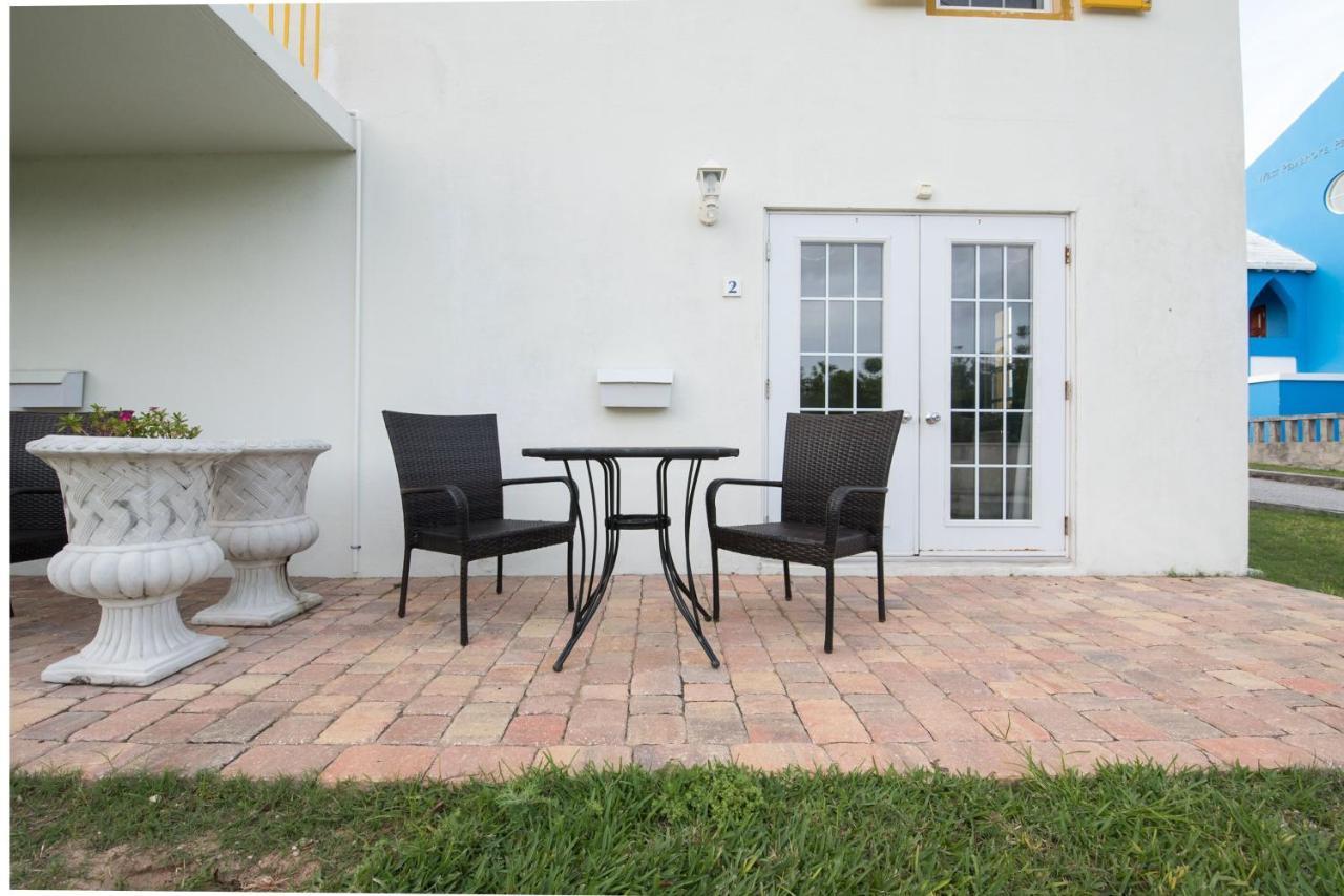 Windsong Guest Apartments Pembroke Exterior foto